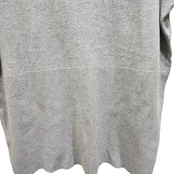 AE City Bow Front Sweater Women's Size 1X Gray Short Sleeve Top - Picture 12 of 15